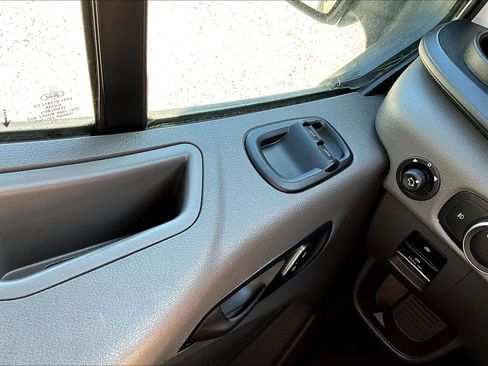 Used 2023 Ford Transit 250 Low Roof AWD w/ Exterior Upgrade Package image 30