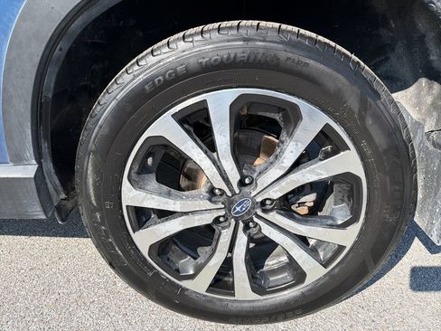 Certified 2023 Subaru Forester Limited AWD/4WD image 12
