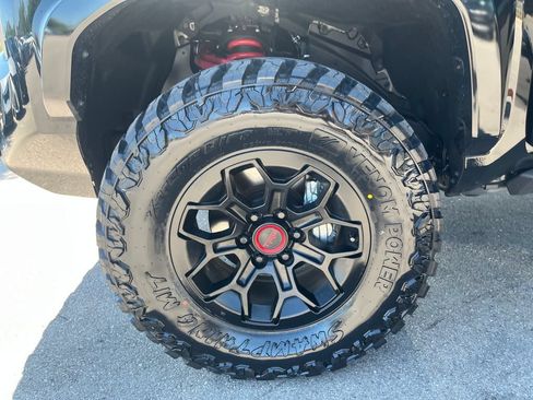 Used 2024 Toyota Tacoma TRD Pro AWD/4WD image 29