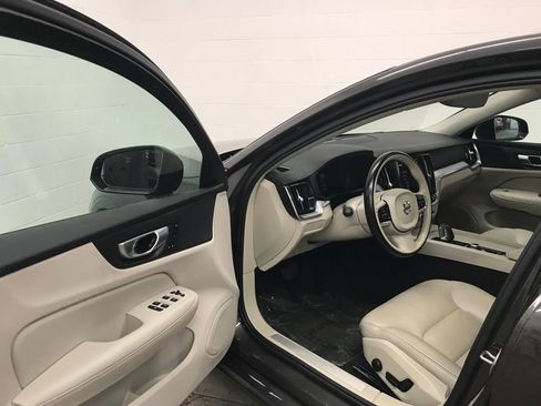 Used 2024 Volvo S60 B5 Core w/ Climate Package image 11