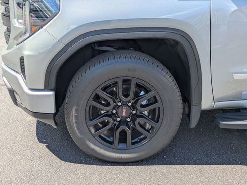 Used 2023 GMC Sierra 1500 Elevation AWD/4WD image 10