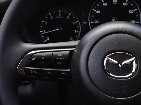 New 2025 MAZDA CX-30 Carbon image 26