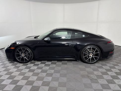 Certified 2025 Porsche 911 Carrera T RWD image 2