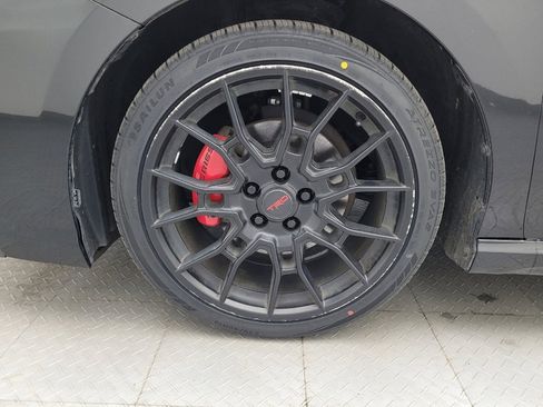 Used 2021 Toyota Camry SE image 31