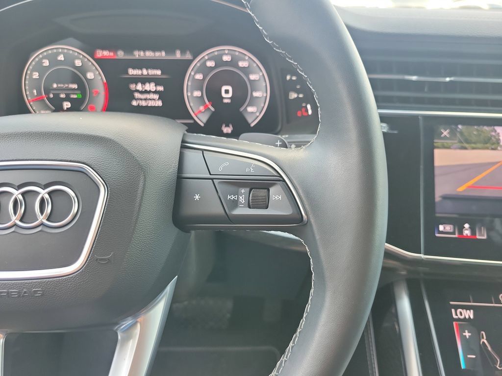Used 2025 Audi Q7 3.0T Premium Plus AWD/4WD image 24