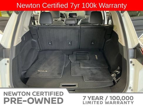 Used 2024 Nissan Rogue SV w/ SV Premium Package AWD/4WD image 22