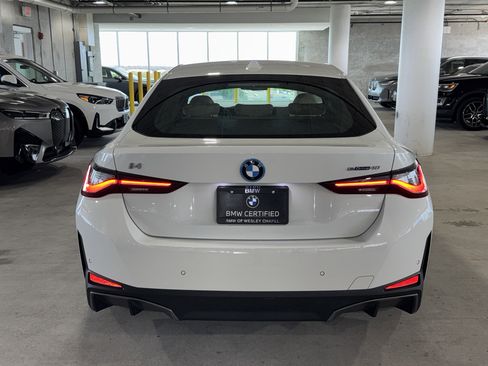 Used 2023 BMW i4 eDrive40 w/ Premium Package RWD image 7