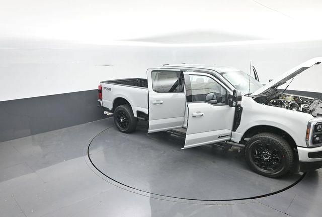 New 2026 Ford F250 Lariat w/ Black Appearance Package AWD/4WD image 40