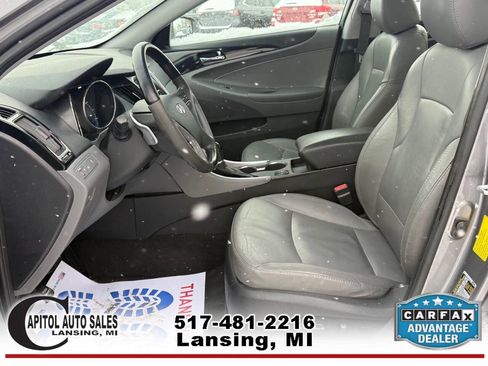 Used 2012 Hyundai Sonata Limited w/ Navigation Pkg image 12
