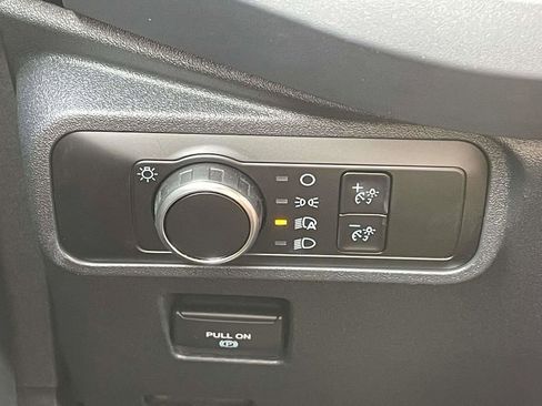 Used 2025 Ford Bronco Big Bend image 28