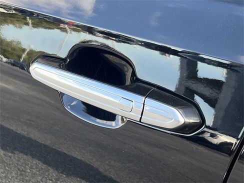 Used 2024 Cadillac CT4 Luxury image 32