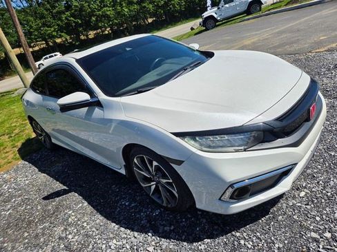 Used 2019 Honda Civic Touring image 16