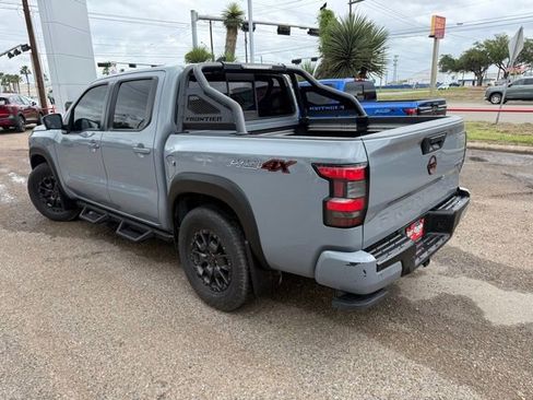 Used 2022 Nissan Frontier PRO-4X w/ Pro-4X Premium Package image 5