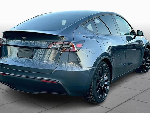 Used 2023 Tesla Model Y Performance image 12