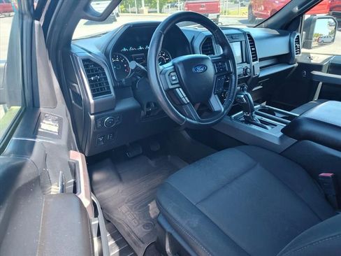 Used 2019 Ford F150 XLT w/ Equipment Group 302A Luxury AWD/4WD image 12