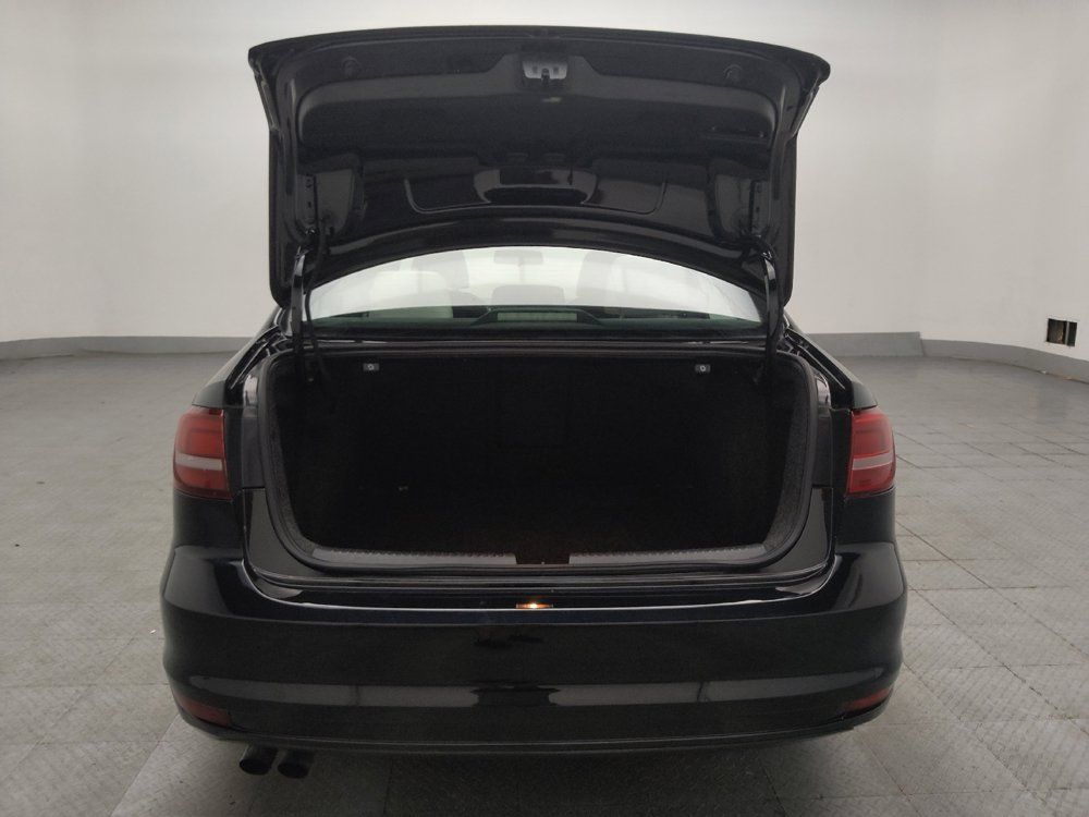 Used 2016 Volkswagen Jetta Sport FWD image 29