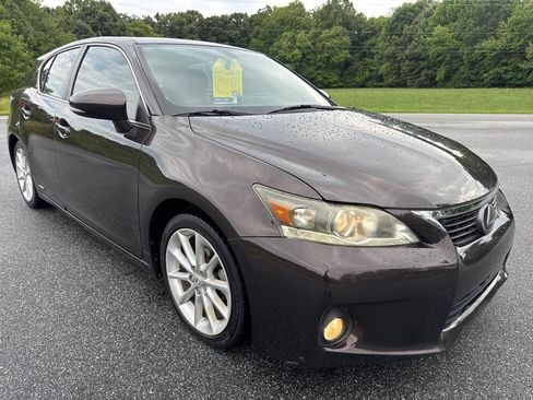 Used 2011 Lexus CT 200h Premium w/ Premium Audio Pkg FWD image 6