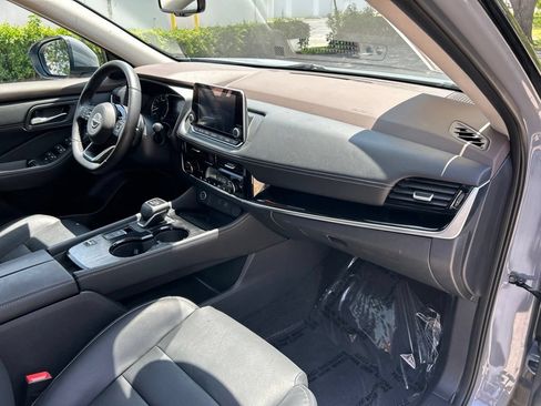 Certified 2023 Nissan Rogue SL FWD image 44