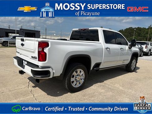 Certified 2024 Chevrolet Silverado 2500 High Country w/ High Country Premium Package AWD/4WD image 6