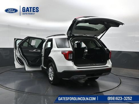 New 2026 Ford Explorer Active w/ Active Comfort Package RWD image 60