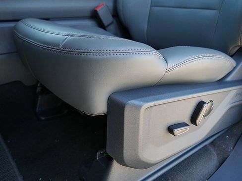 New 2025 Ford Expedition Max Active image 12