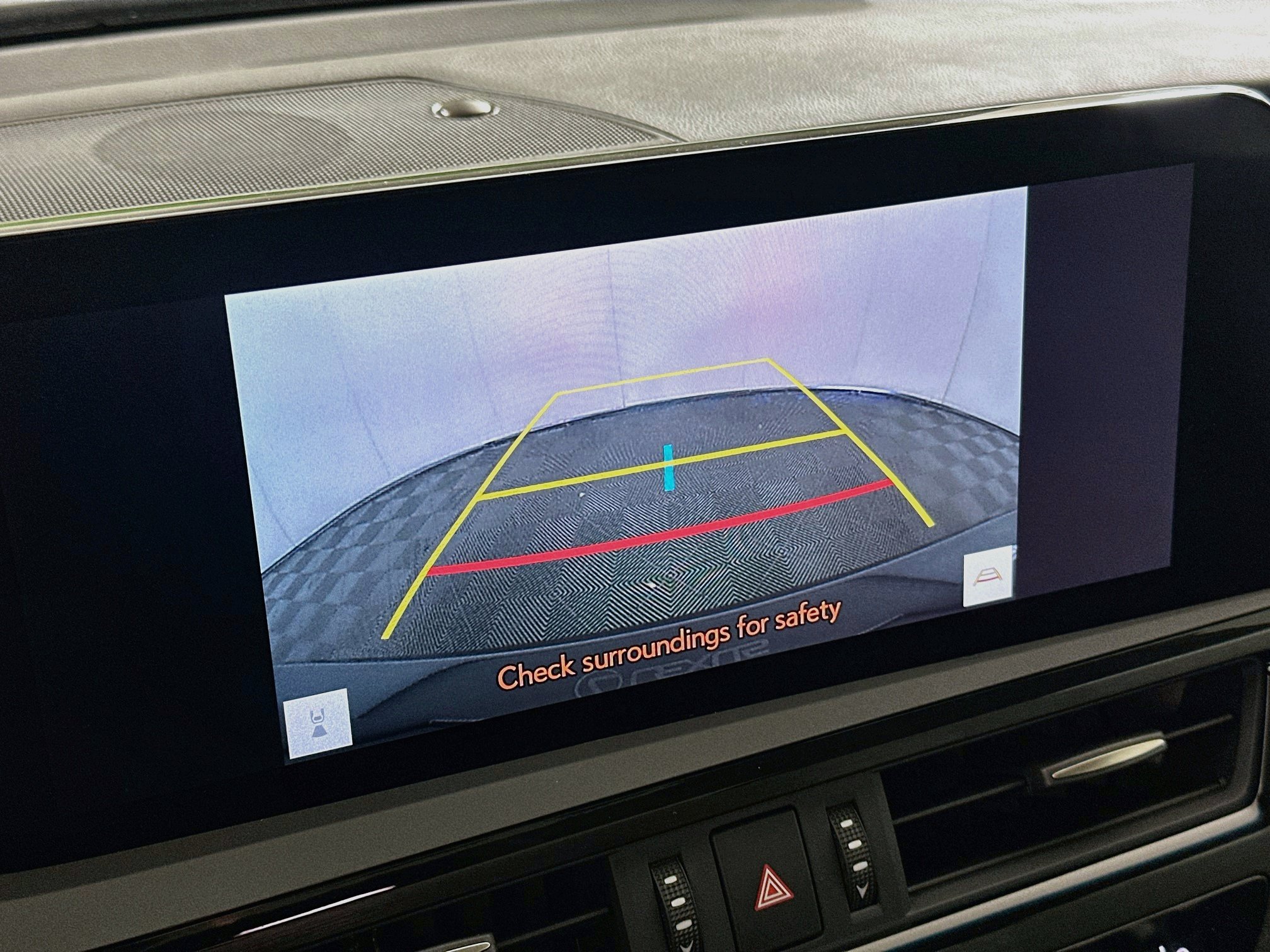 Used 2024 Lexus ES 300h w/ Premium Package FWD image 23