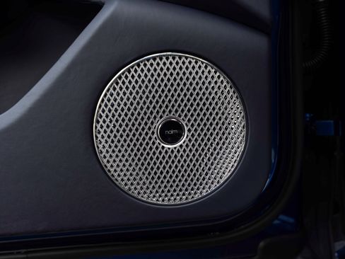 Used 2026 Bentley Flying Spur Azure image 18