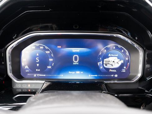 New 2026 Chevrolet Silverado 2500 LT image 5