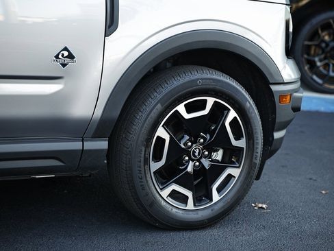 Used 2022 Ford Bronco Sport Outer Banks w/ Tech Package image 5