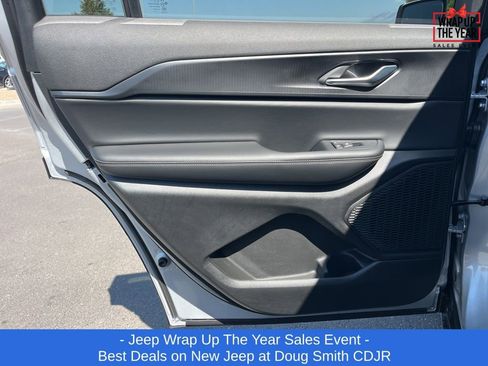 New 2025 Jeep Grand Cherokee L Laredo w/ Trailer Tow Package image 22