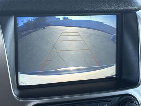 Used 2020 Chevrolet Suburban Premier w/ Premier Plus Edition image 7