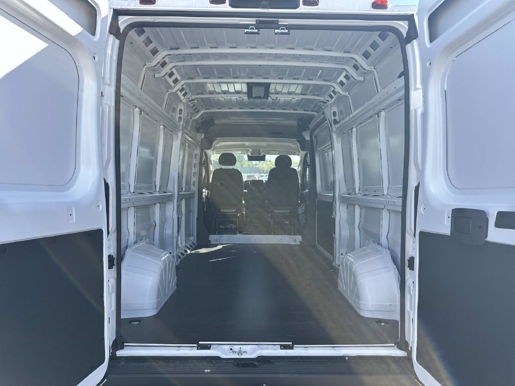 New 2026 RAM ProMaster 2500 w/ Convenience Group FWD image 9