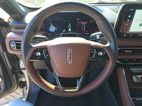 Used 2025 Lincoln Aviator Reserve w/ Equipment Group 201A image 24