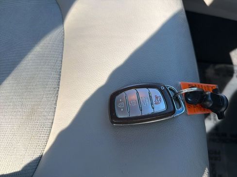 Used 2015 Hyundai Sonata Sport w/ Option Group 03 image 28