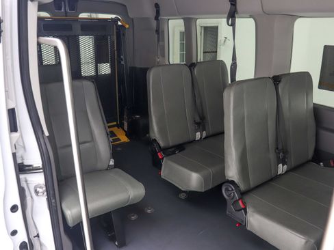 Used 2020 Ford Transit 350 XL RWD image 17