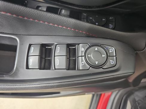 Used 2022 Chevrolet Traverse RS w/ LPO, Floor Liner Package AWD/4WD image 35