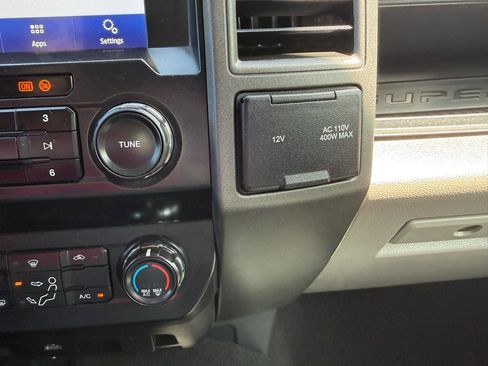 Used 2022 Ford F250 XL w/ STX Appearance Package AWD/4WD image 31