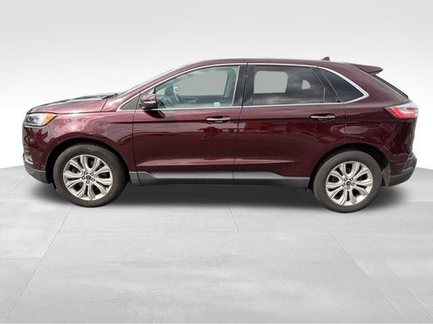 Used 2020 Ford Edge Titanium w/ Equipment Group 301A AWD/4WD image 4