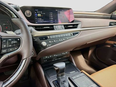Used 2021 Lexus ES 350 w/ Premium Package FWD image 27