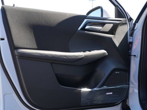 New 2026 Mitsubishi Outlander ES AWD/4WD image 14