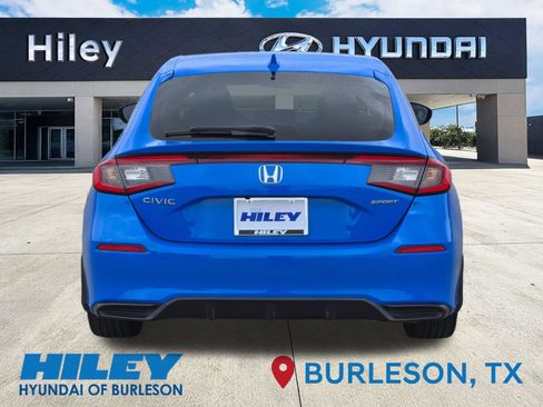 Used 2024 Honda Civic Sport image 5