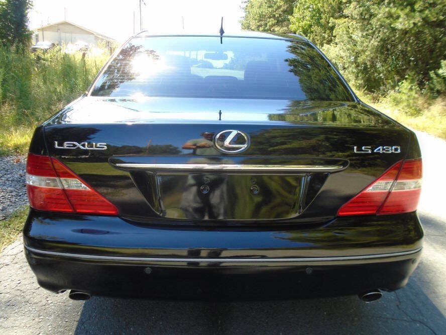 Used 2005 Lexus LS 430 RWD image 6