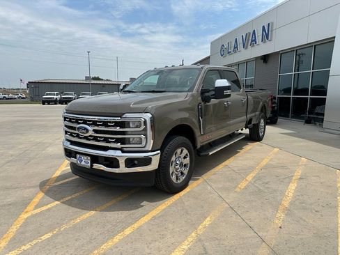 New 2026 Ford F350 Lariat w/ Chrome Package AWD/4WD image 3