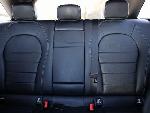 Used 2022 Mercedes-Benz GLC 300 4MATIC image 39