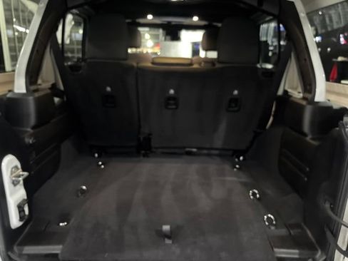 Used 2024 Jeep Wrangler Unlimited Sport AWD/4WD image 30