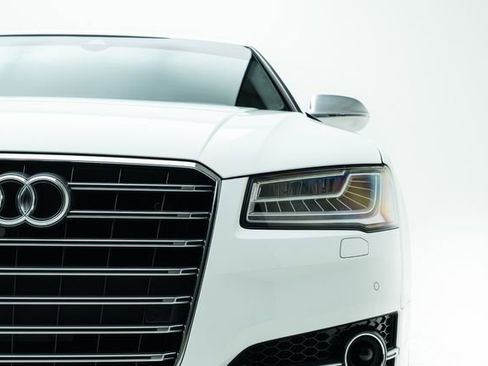 Used 2016 Audi S8 w/ Driver Assistance Package image 7