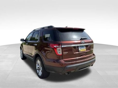 Used 2015 Ford Explorer XLT w/ Equipment Group 202B AWD/4WD image 5