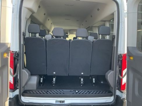 Used 2022 Ford Transit 350 XLT image 8