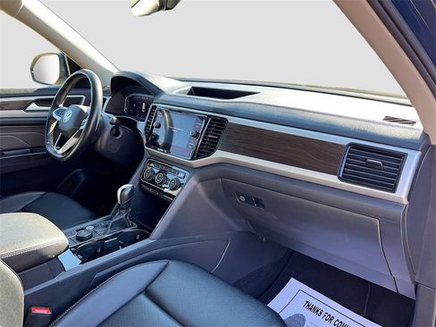 Used 2022 Volkswagen Atlas SE image 31