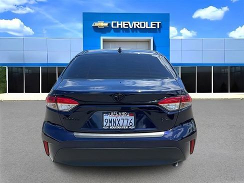 Used 2024 Toyota Corolla LE FWD image 4